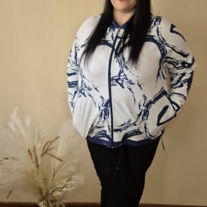 Bluza z kapturem - modne wzory