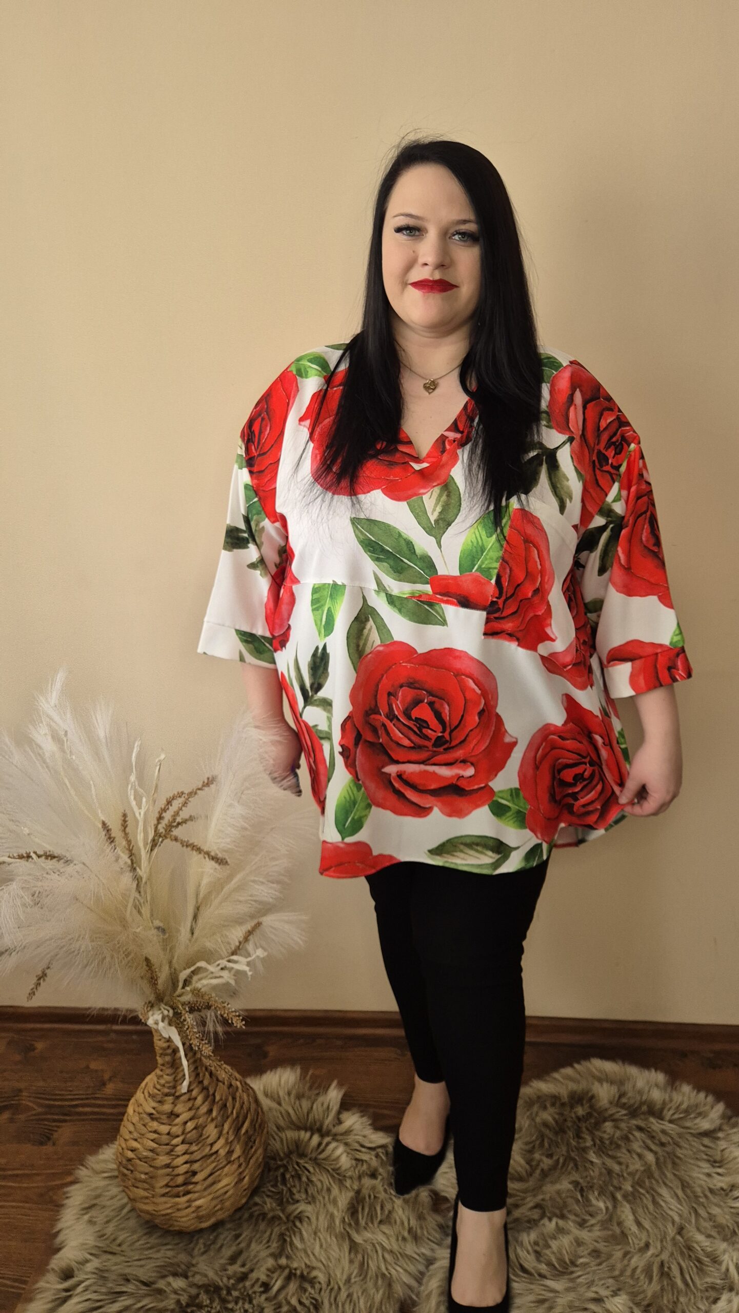 Duża bluzka wizytowa – śmietankowa, elegancka, kwiatowy wzór - obrazek 2