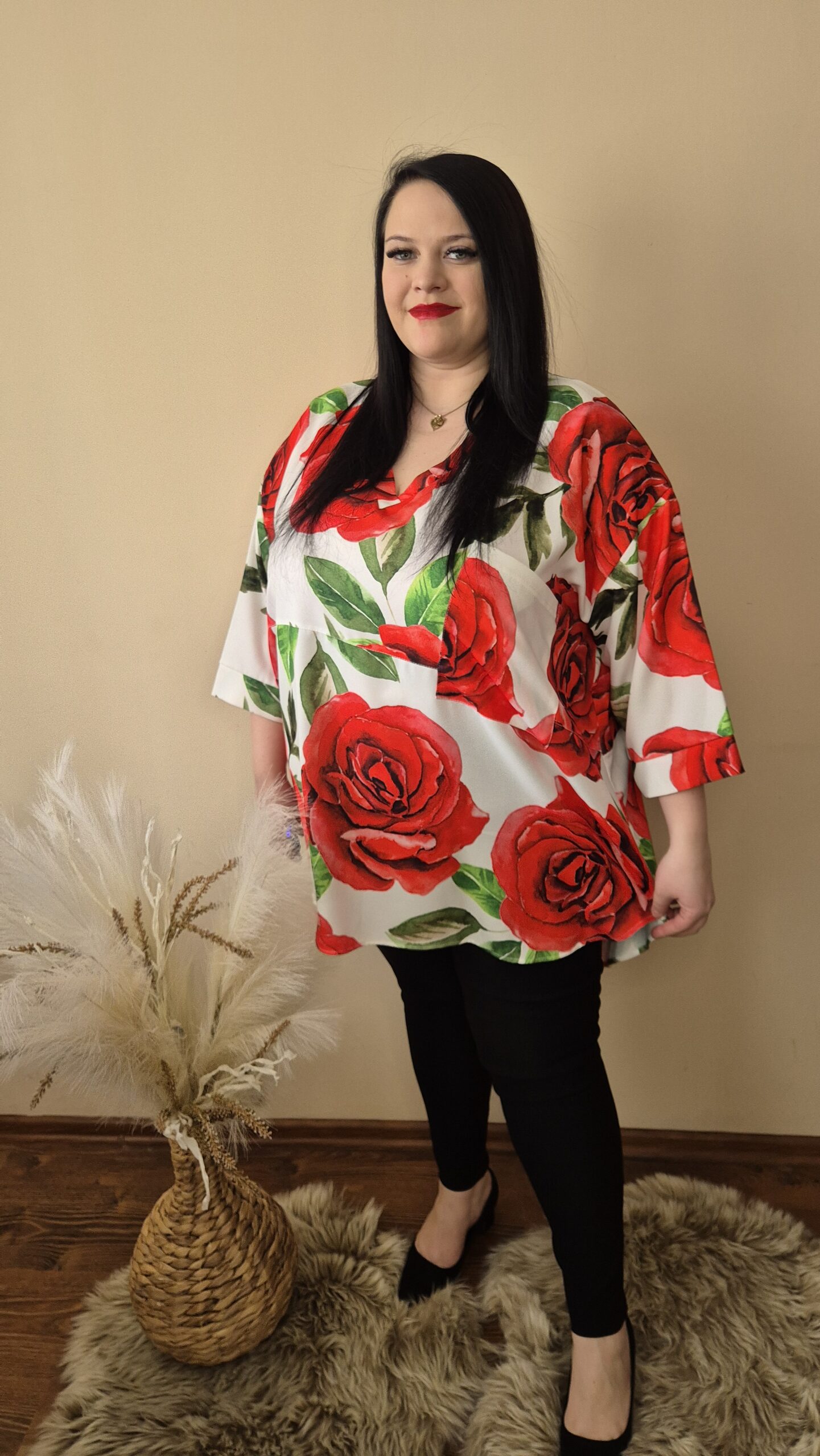 Duża bluzka wizytowa – śmietankowa, elegancka, kwiatowy wzór - obrazek 4