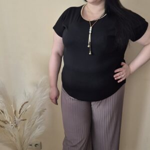 spodnie plisowane, plisowane spodnie, spodnie z szeroką nogawką, spodnie fango, modne spodnie damskie, eleganckie spodnie