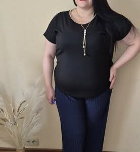 duże spodnie plisowane, spodnie z szeroką nogawką, spodnie eleganckie damskie, spodnie granatowe z gumką, plisowane spodnie dla kobiet