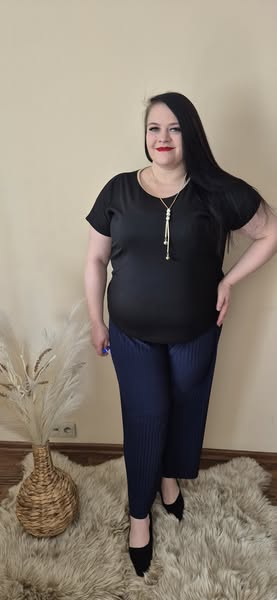duże spodnie plisowane, spodnie z szeroką nogawką, spodnie eleganckie damskie, spodnie granatowe z gumką, plisowane spodnie dla kobiet